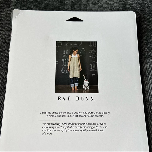 NWT Rae Dunn ‘Hello World’ Birth Announcement Board - Picture 4 of 6